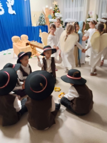 597972811_122283088760075267_2061442439378047125_n