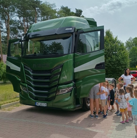 Poznajemy zawody - praca włoskiej firmy Iveco